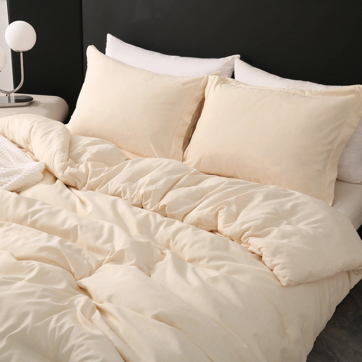 Warm Fall & Winter Checkered Down Alternative Comforter Set, 1 Comforter & 2 Pillowcases
